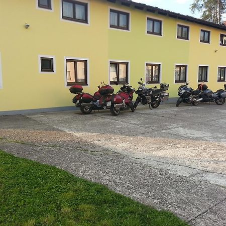 Hostel M Μαριμπόρ Εξωτερικό φωτογραφία