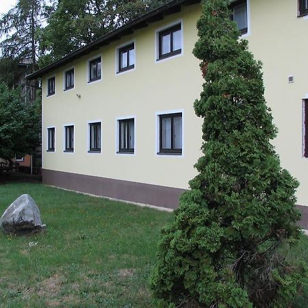 Hostel M Μαριμπόρ Εξωτερικό φωτογραφία