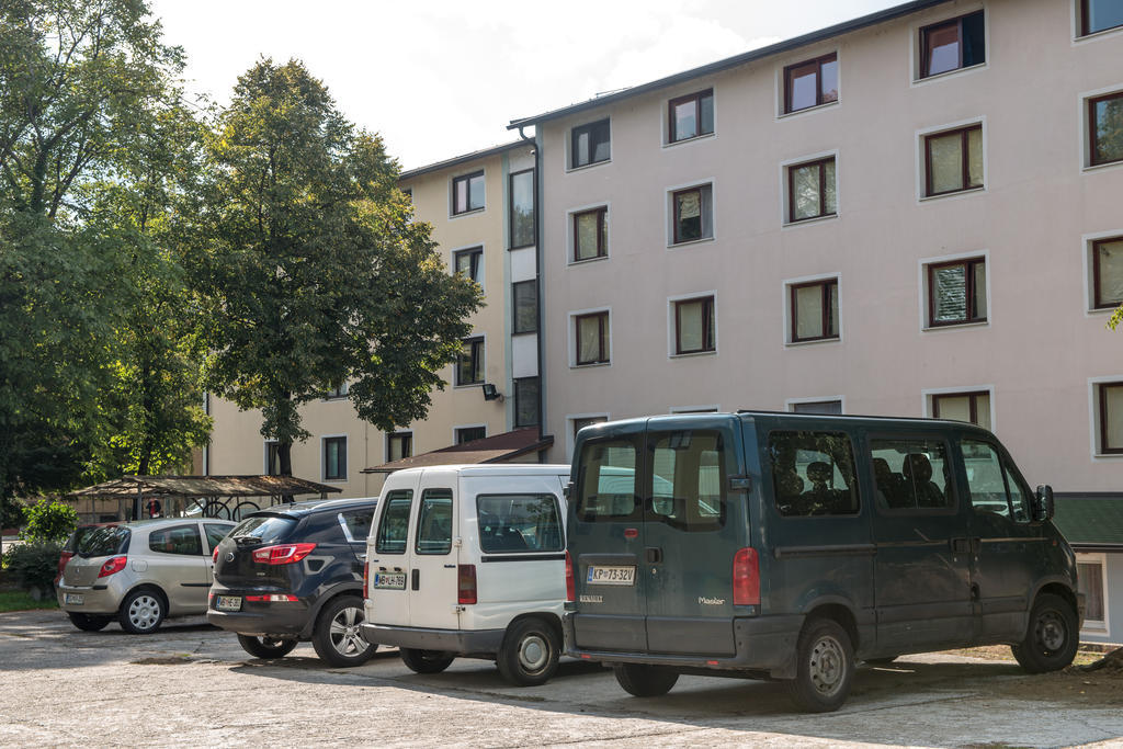 Hostel M Μαριμπόρ Εξωτερικό φωτογραφία