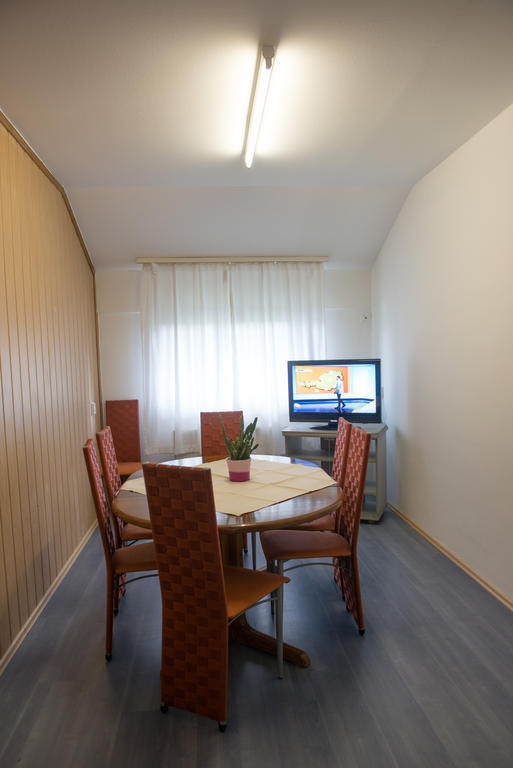 Hostel M Μαριμπόρ Εξωτερικό φωτογραφία