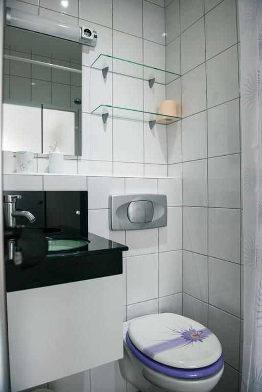 Hostel M Μαριμπόρ Δωμάτιο φωτογραφία